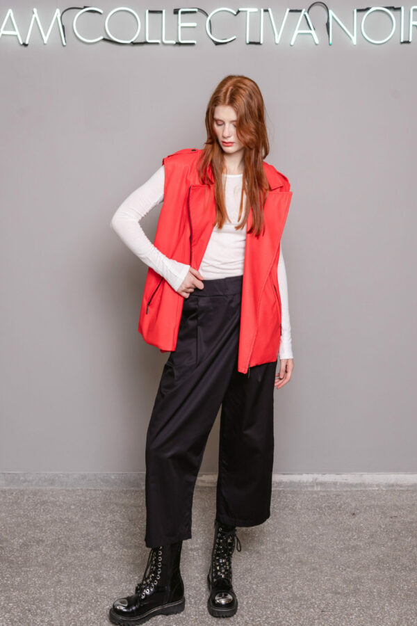 CANAN-VEST-RED-MAX-TOP-WHITE-KASSANDRA-PANTS-BLACK--scaled-600x900.jpg